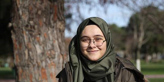 18 yaşındaki üniversiteli 'damar görüntüleme cihazı' tasarladı