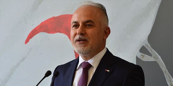 Kerem Kınık: Her 8 kişiden biri Kızılay gönüllüsü