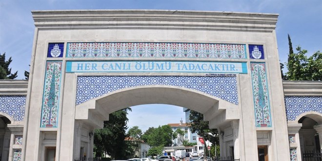 İstanbul'da, mezar yerleri karaborsaya düştü