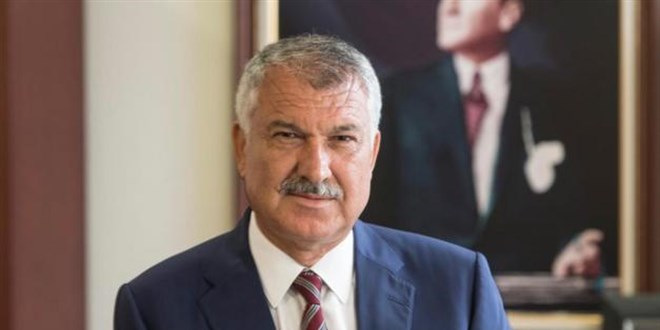 Adana Büyükşehir'de asgari ücret 3 bin 100 TL oldu