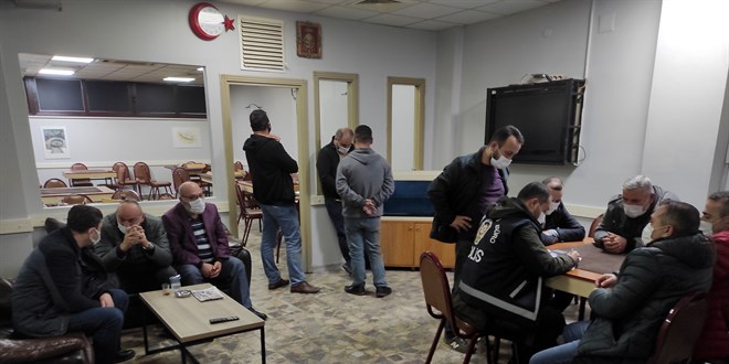 Polis uzun süredir izliyordu! İçeriden tam 19 kişi çıktı