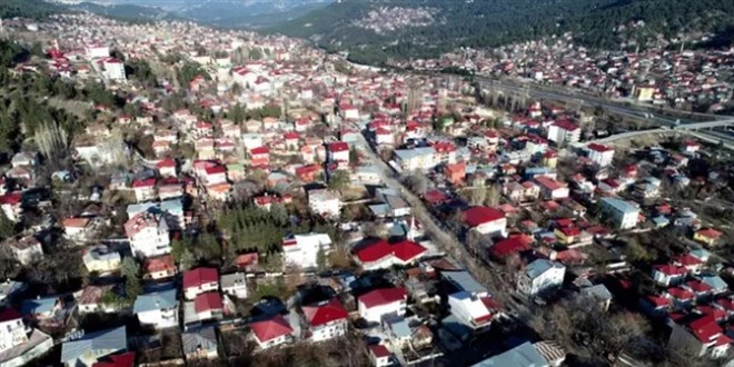 700 kişinin yaşadığı yaylada, salgın nedeniyle nüfus 15 kat arttı