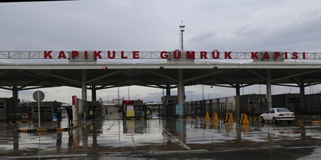 Yurt dışından gelenlere 'PCR testi ibrazı zorunluluğu' uygulaması yarın başlayacak