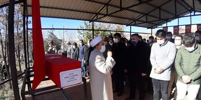 Trafik kazasnda yaamn yitiren temen son yolculuuna uurland