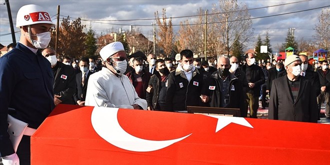 ehit Szlemeli Er Paltac son yolculuuna uurland