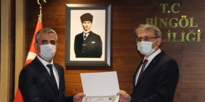 Valilik, 3 bin 500 sağlık çalışanına teşekkür belgesi verdi