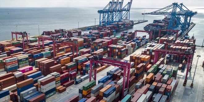 Dış ticaret açığı kasımda yüzde 153 arttı