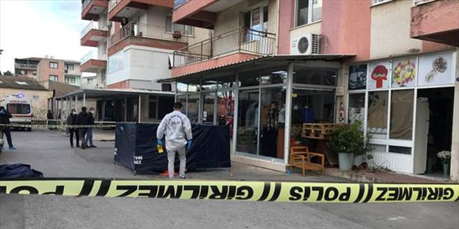 Tartıştığı babasını başına sopayla vurarak öldürdü