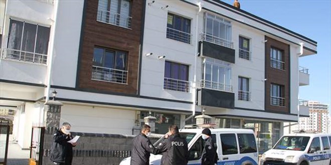 Karantinadaki kişi evinde ölü bulundu