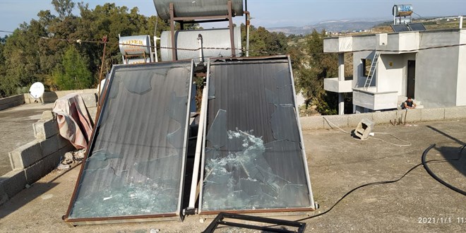 nce ocuklarnn evini, sonra kendini yakt