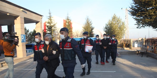 2 genci öldürerek gömen şüpheliler: İyi çekin