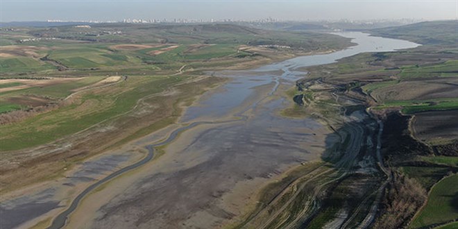 İstanbul'da barajların doluluk oranı korkutan seviyenin de altına indi