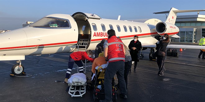 ABD'de yaayan Trk profesr, ambulans uakla Trkiye'ye getirildi