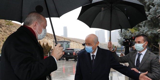 Cumhurbaşkanı Erdoğan, Bahçeli'yi evinde ziyaret etti
