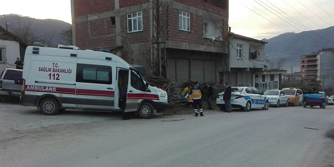 nce itfaiyeci kardeini, sonra da yengesini ldrd