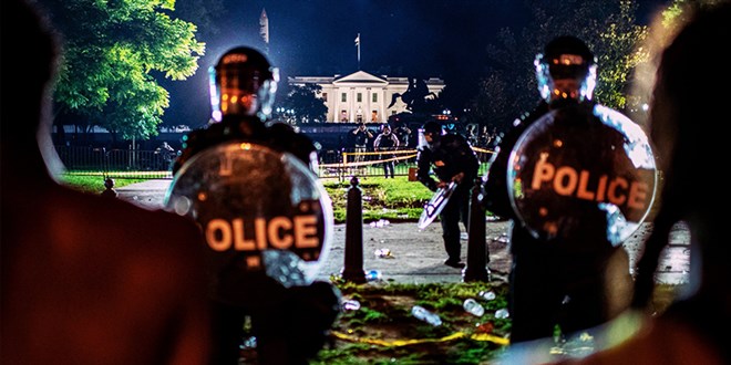 Washington DC'de sokağa çıkma yasağı ilan edildi