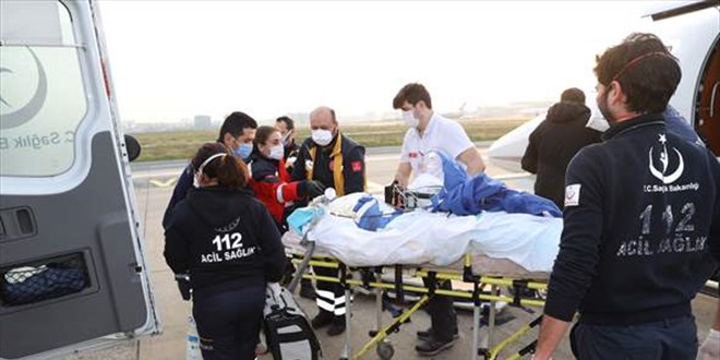 Kosova'daki patlamada ar yaralanan 4 kiiden 2'si Trkiye'ye getirildi