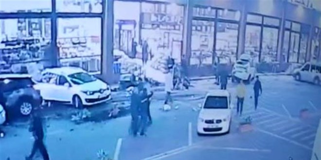 E�ine 'Bug�n ikimiz de �lece�iz' deyip, cipi dinlenme tesisine s�rd�