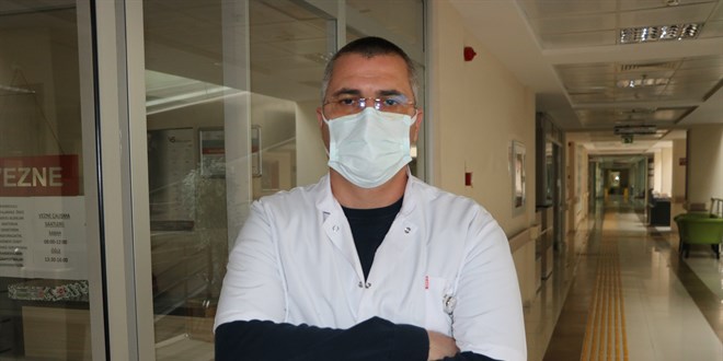 Doktor, antikoru olduğu halde 9 ay sonra yeniden korona oldu