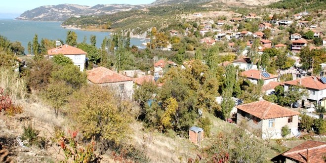 Eğirdir'de bir köy karantinaya alındı