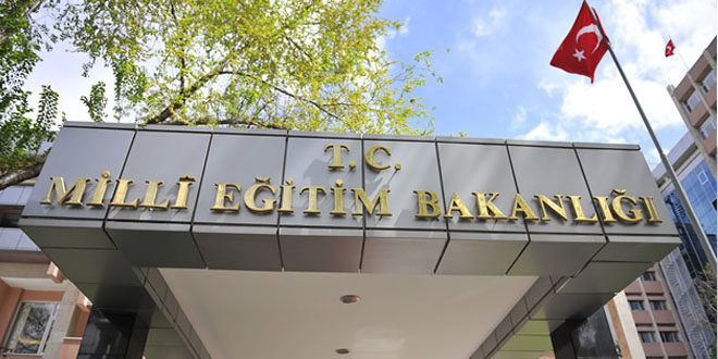 MEB: 11 Ocak'ta bayrak töreni yapılacak, İstiklal Marşı okunacak