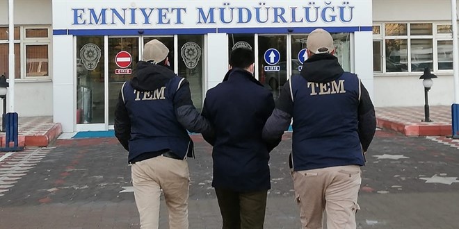 Görevdeki İKM'nin de olduğu 11 kişiye FETÖ'den gözaltı