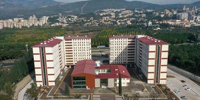 Üniversitelilere 5 yıldızlı otel konforunda barınma imkanı