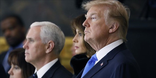 ABD'de Pence, Trump'ı görevden almak için adım atmayacak