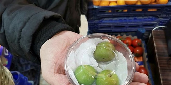 Erik alt�nla yar���yor! Kilosu bin lira