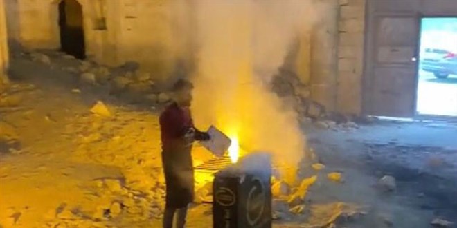 Tarihi kilisedeki mangal keyfi pes dedirtti