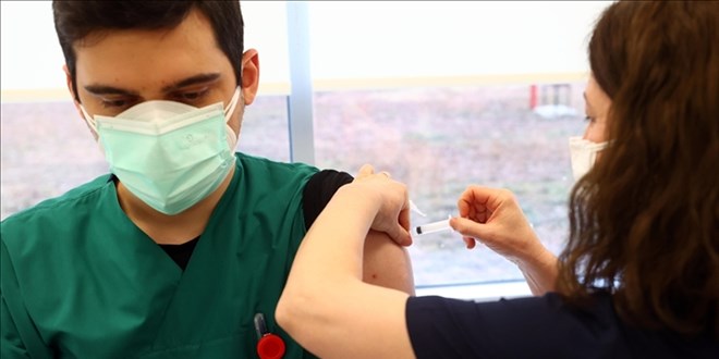 Türkiye'nin koronavirüsle mücadelesinde son 24 saatte yaşananlar