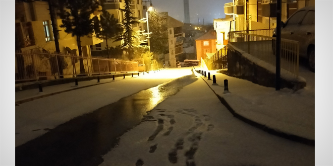 Ankara kar yağışı sonrasında beyaza büründü