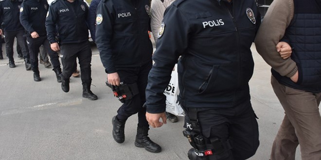 Antalya'da FET operasyonunda 19 pheli tutukland