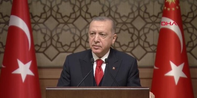 'Türkçemiz tarihin en büyük kelime katliamına maruz bırakıldı'