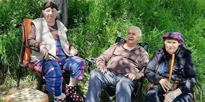 Aynı aileden 3 kişi koronadan hayatını kaybetti