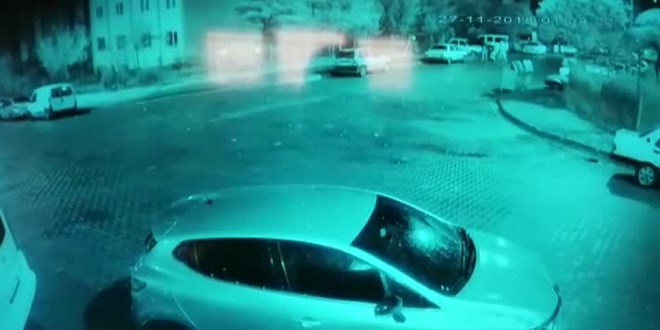 DEAŞ infaz ettiği örgüt üyesini tekerlekli sandalyeyle götürmüş