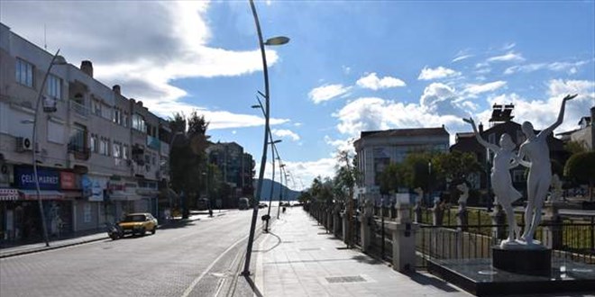 Marmaris'te sigara içme kısıtlaması uygulanan alanlar genişletildi