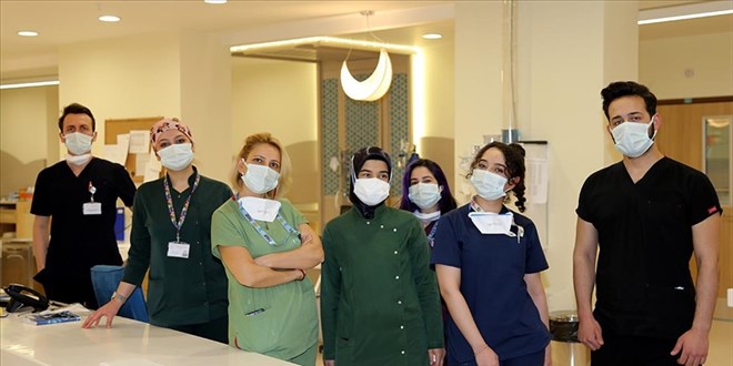 Salgınla mücadele eden hemşireler yaşadıklarını anlattı