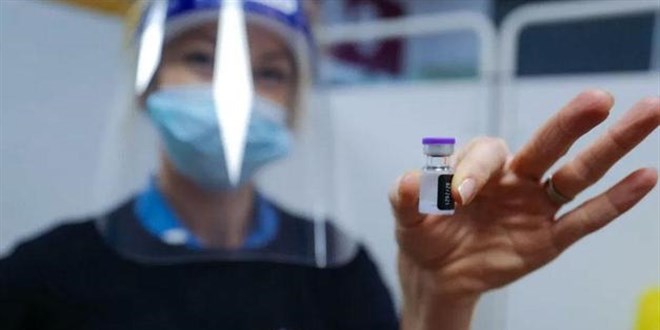 AB'den ilaç firmalarına uyarı: Aşı sözleşmelerine uyun