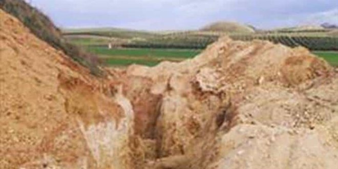3 bin yıllık tümülüsleri dozerle tahrip ettiler