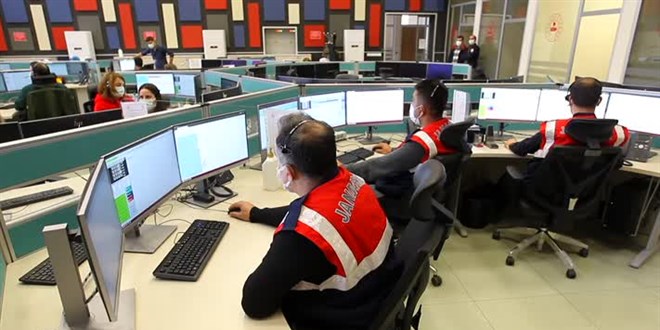 112 çağrı merkezini 5 ayda 8 bin kez aradı, cezayı yedi