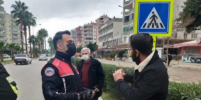 Polisin yayalarla sınavı