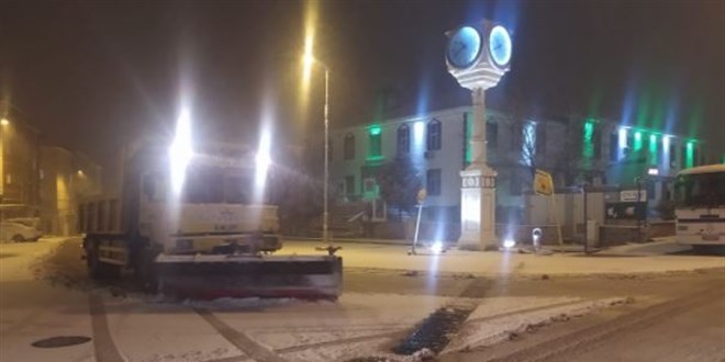 Ankara'da karla mücadele canlı yayında
