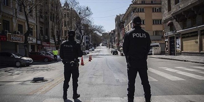 56 saatlik sokağa çıkma kısıtlaması başladı