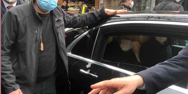 Cumhurbaşkanı Erdoğan balık aldı, esnafla sohbet etti
