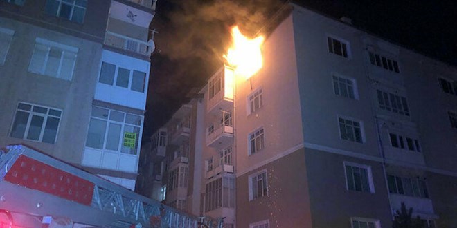 Konya'da feci yangın: Hemşire anne ile kızı hayatını kaybetti