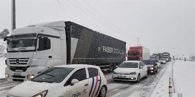 Burdur-Antalya kara yolu trafiğe açıldı