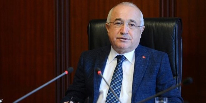 YİK Üyesi Cemil Çiçek: FETÖ bilgiyi silah haline getirdi
