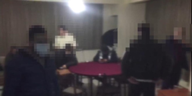 Kumar sevdası ne korona virüs ne de mühür dinledi