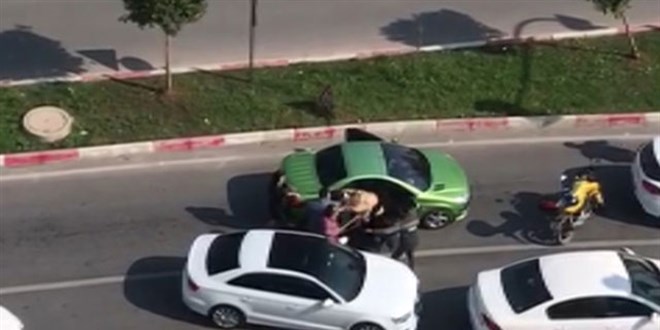 Trafikte 3 kadına sopayla saldırmıştı: Verilen ceza belli oldu